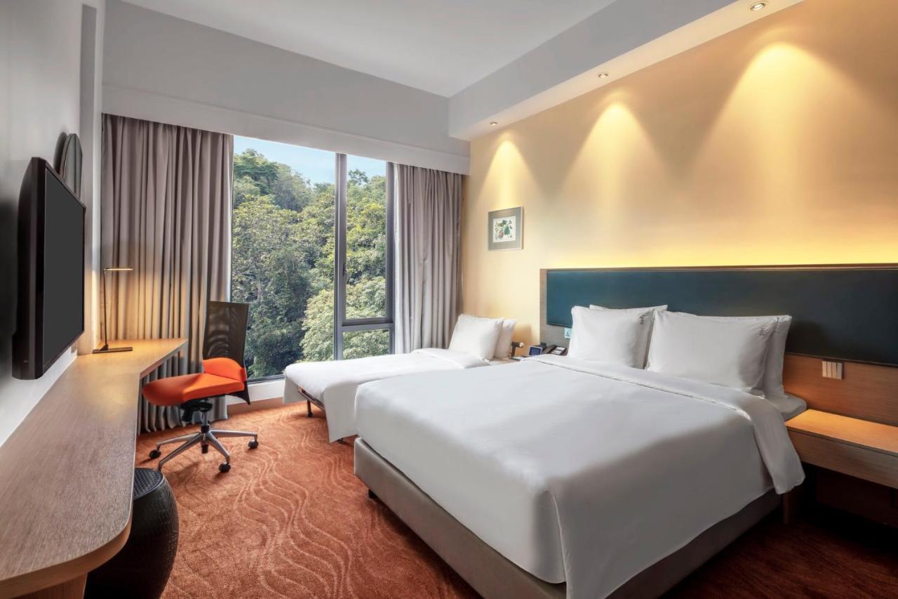 Holiday Inn Express Kota Kinabalu City Centre By Ihg Zewnętrze zdjęcie